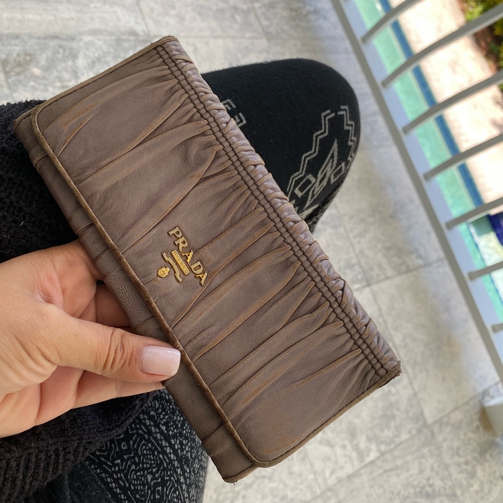 Vintage Prada leather wallet